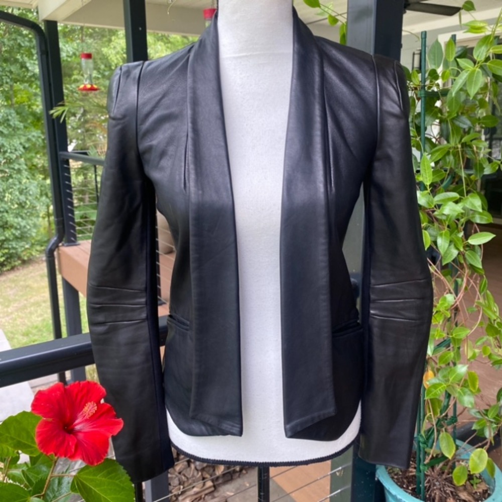 REBECCA MINKOFF 🌺Gorgeous ‘Becky’ Lambskin Leather Jacket w/ Pointe. Size XS —